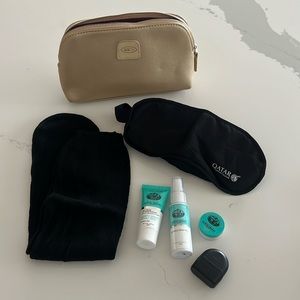 Qatar Airlines Amenity Toiletry Kit Bag